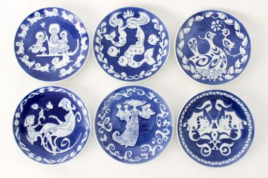 Petites assiettes en porcelaine Royal Copenhagen Danemark fêtes des mères maison nordik paris