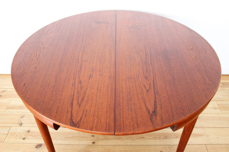 table-repas-teck-hans-olsen-frem-rolje-kvadrat-maison-nordik-mntm156.3