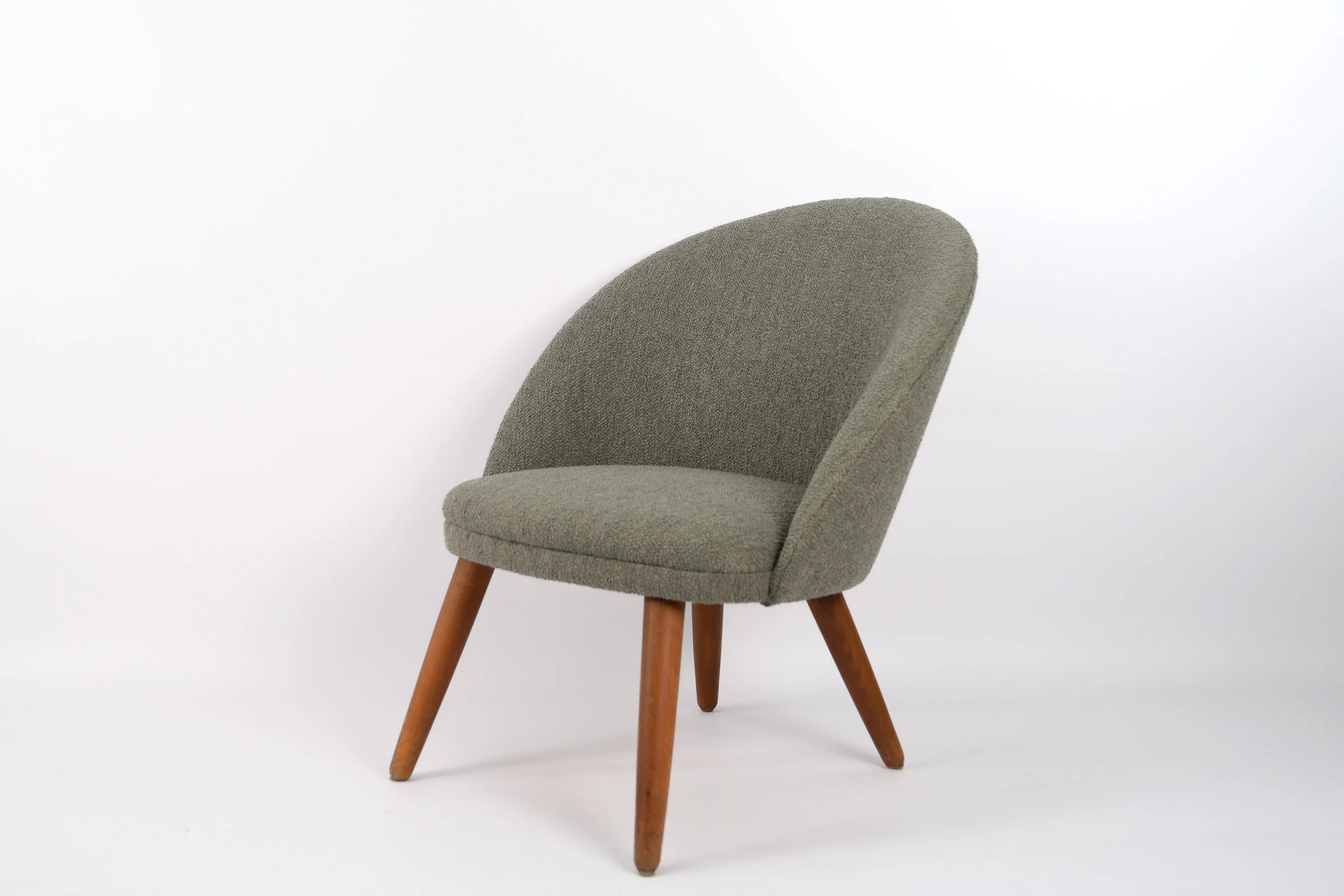 danish modern mid century vintage teck palissandre rio années 50 années 60 années 70 mobilier meuble ancien danois danemark scandinave maison nordik paris meubles décoration design designer Ejvind A Johansson éditeur Gotfred H Petersen fauteuil cocktail chaise assise siège s'assoir chaise de table