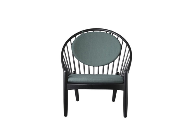 chaise-J166-jorna-noir-poul-m-volther-fdb-maison-nordik.8