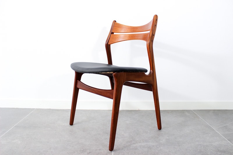 chaise-table-teck-erik-buch-maison-nordik-MNC545.3