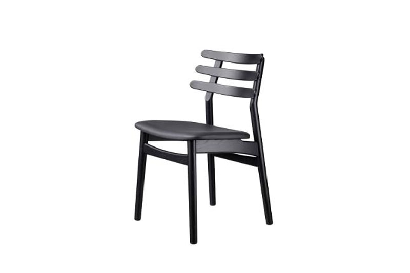 chaise-J48-noir-poul-m-volther-fdb-maison-nordik.3