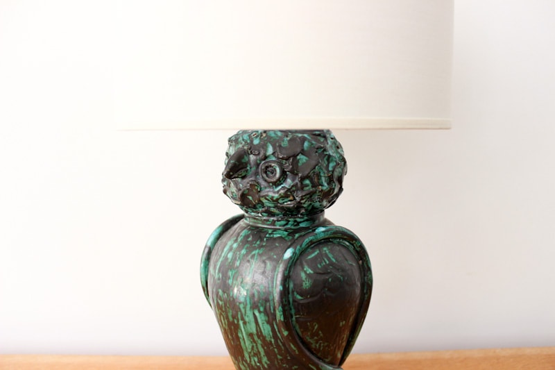 lampe-ceramique-hibou-maison-nordik-MNLT228.3