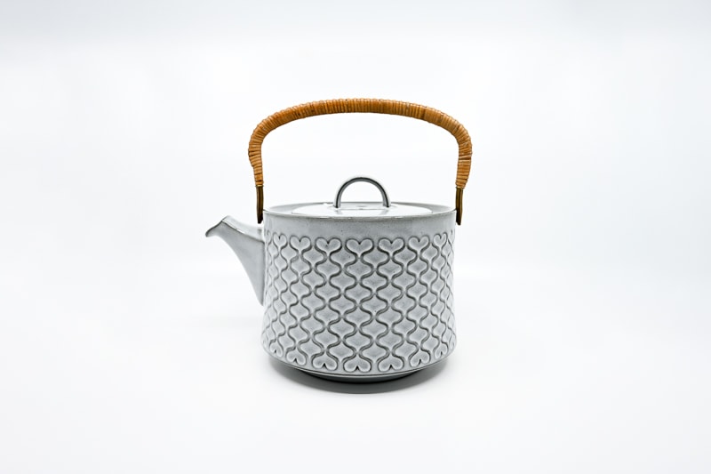theiere-ceramique-jens-h-quistgaard-cordial-maison-nordik-MNC994.1