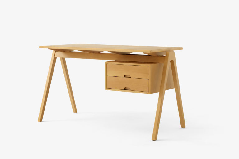 Table/bureau en hêtre modèle: ‘Daystack’