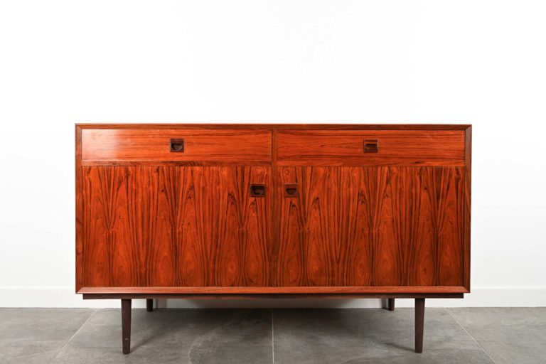 danish modern mid century vintage teck palissandre rio années 50 années 60 années 70 mobilier meuble ancien danois danemark scandinave maison nordik paris meubles décoration design éditeur Brouer enfilade en palissandre de Rio meuble de rangement meuble tv bahu buffet