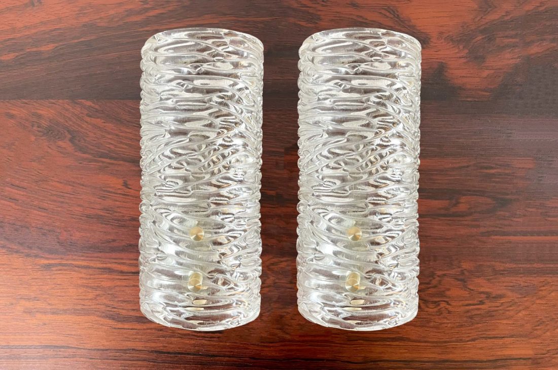 danish modern mid century vintage teck palissandre rio années 50 années 60 années 70 mobilier meuble ancien danois Danemark scandinave maison nordik paris meubles décoration design éditeur Orrefors designer Carl Fagerlund applique murale en verre et laiton lampe luminaire éclairage