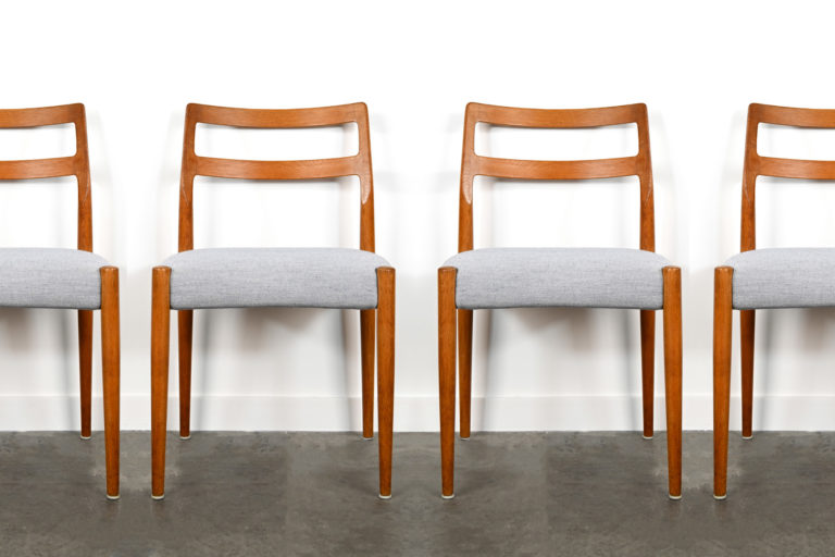 4 Chaises de Table en Chêne ‘Johannes Andersen’