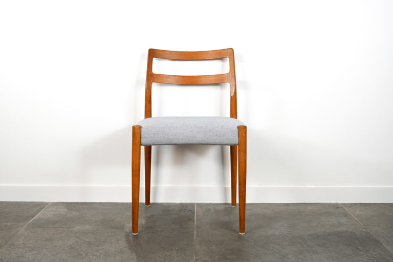 4 Chaises de Table en Chêne ‘Johannes Andersen’