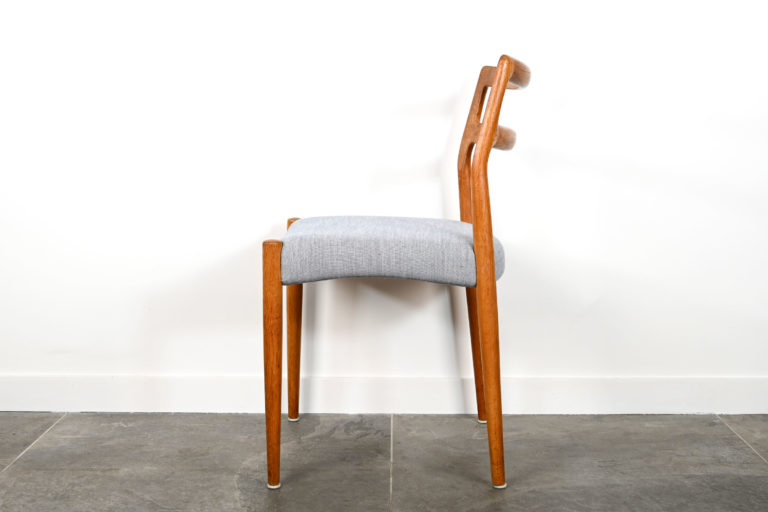 4 Chaises de Table en Chêne ‘Johannes Andersen’