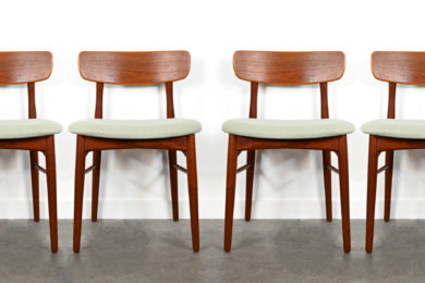 danish modern mid century vintage teck palissandre rio années 50 années 60 années 70 mobilier meuble ancien danois danemark scandinave maison nordik paris meubles décoration design éditeur designer Johannes Andersen 6 chaises de table en teck assises re-tapissées chaise assise chaise table à manger