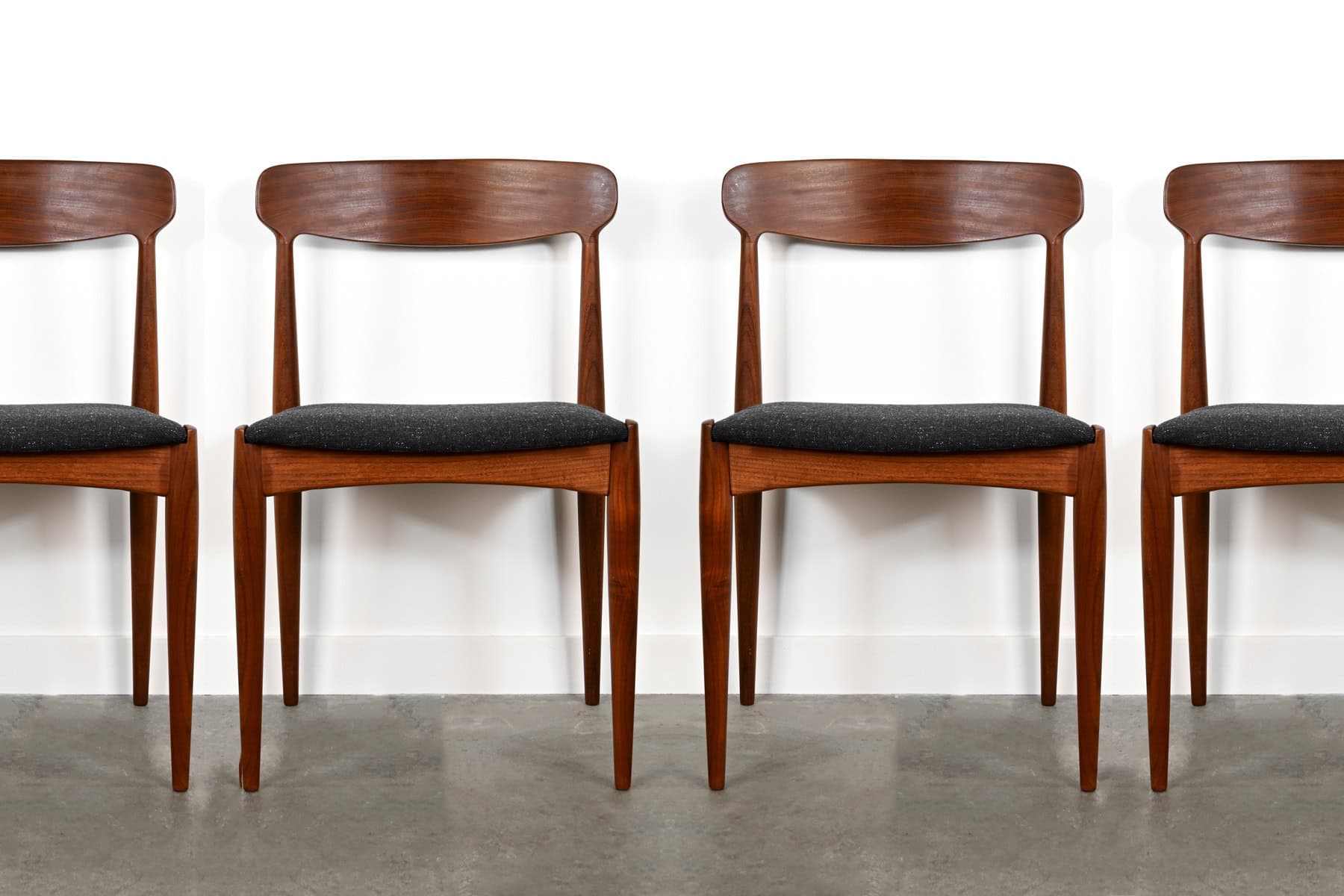 6 Chaises en Teck ‘Johannes Andersen’