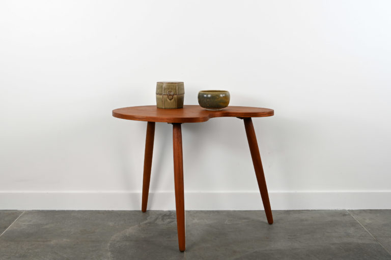 2 Tables d’appoints en Teck