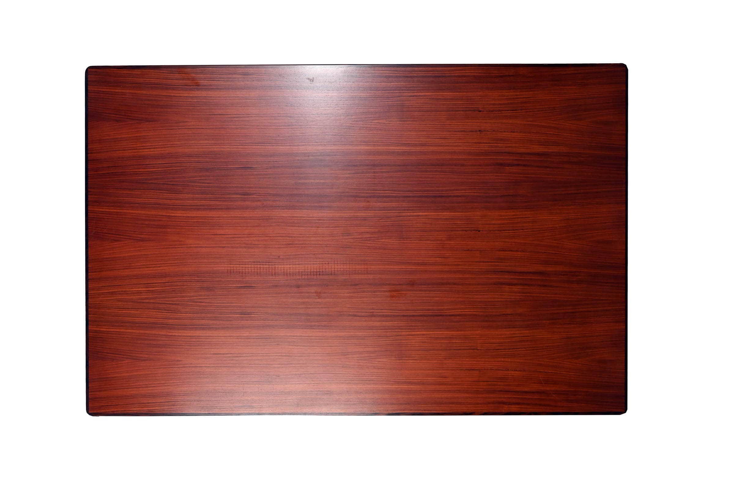 Table de Repas ‘Henning Kjaernulf’