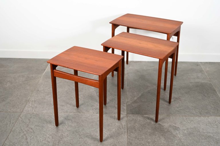 3 Tables Gigognes en Teck