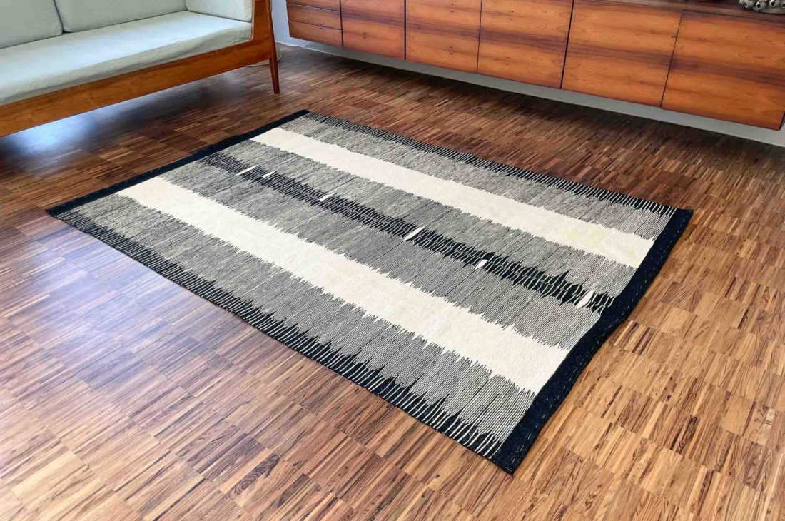 danish modern mid century vintage teck palissandre rio années 50 années 60 années 70 mobilier meuble ancien danois danemark scandinave maison nordik paris meubles décoration design éditeur designer tapis décoratif