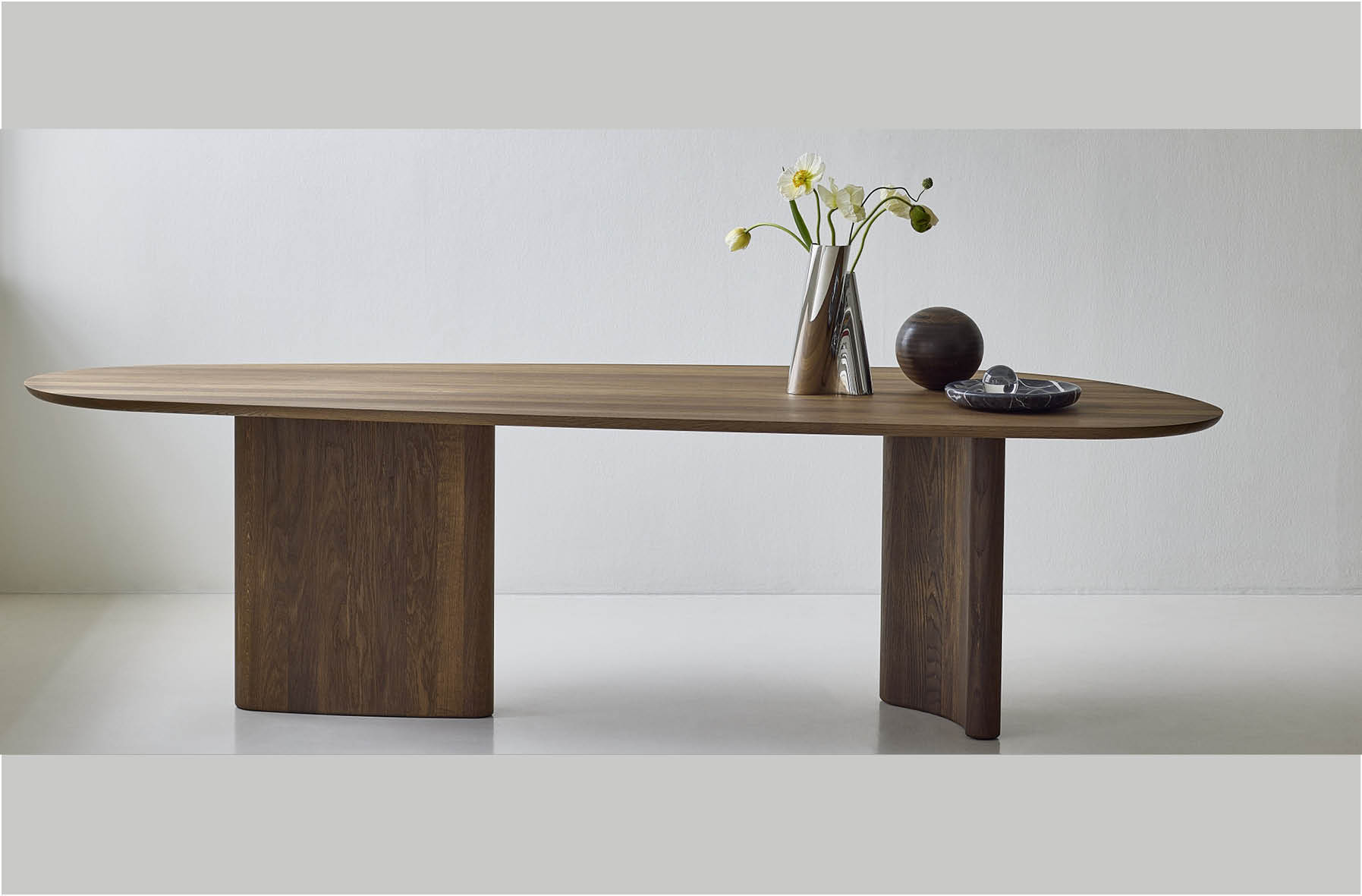 Table de repas ‘Tangent’