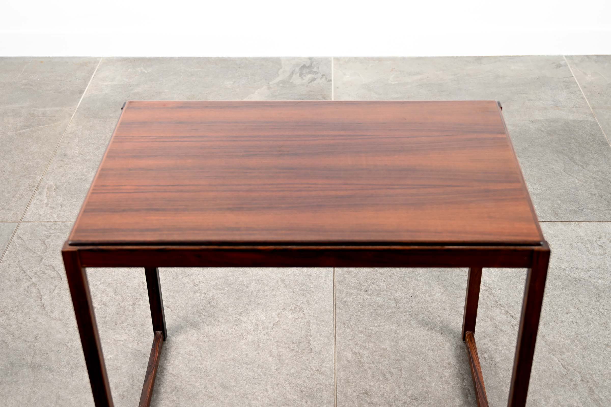 Table d’appoint en Palissandre de Rio