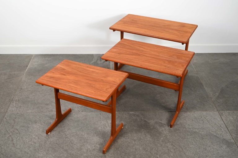 3 Tables Gigognes en Teck ‘Kai Kristiansen’