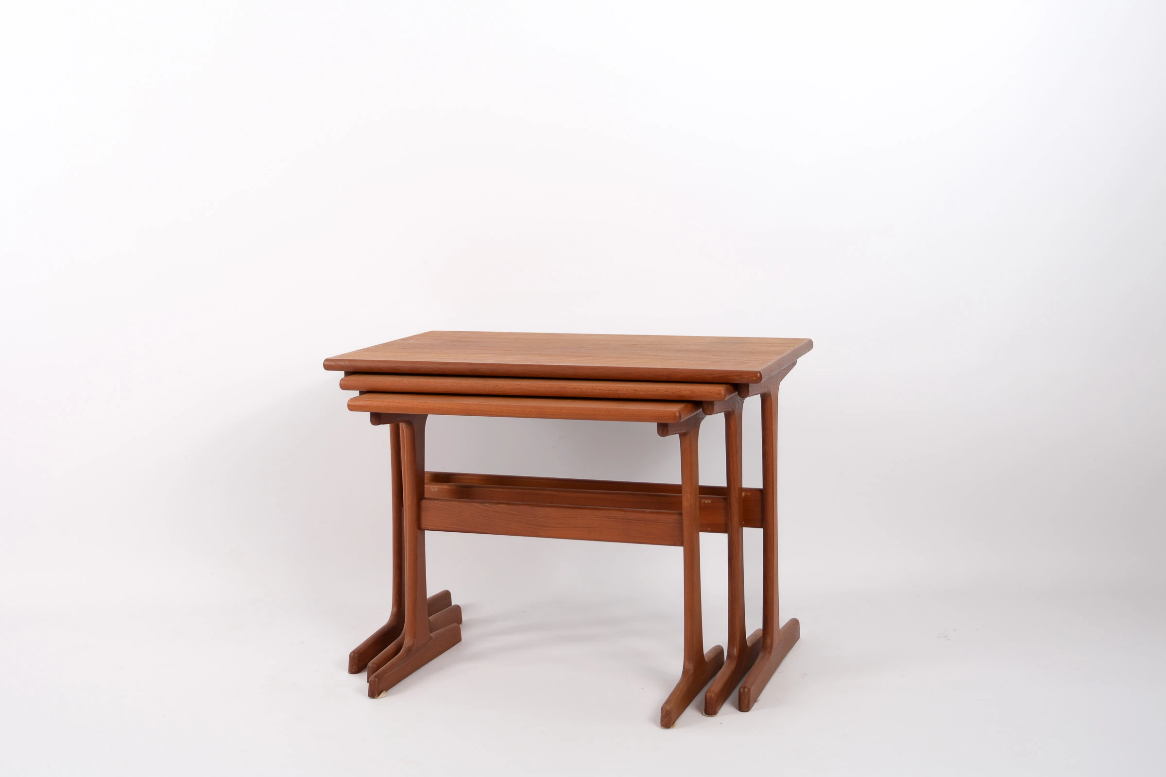 3 Tables Gigognes en Teck ‘Kai Kristiansen’