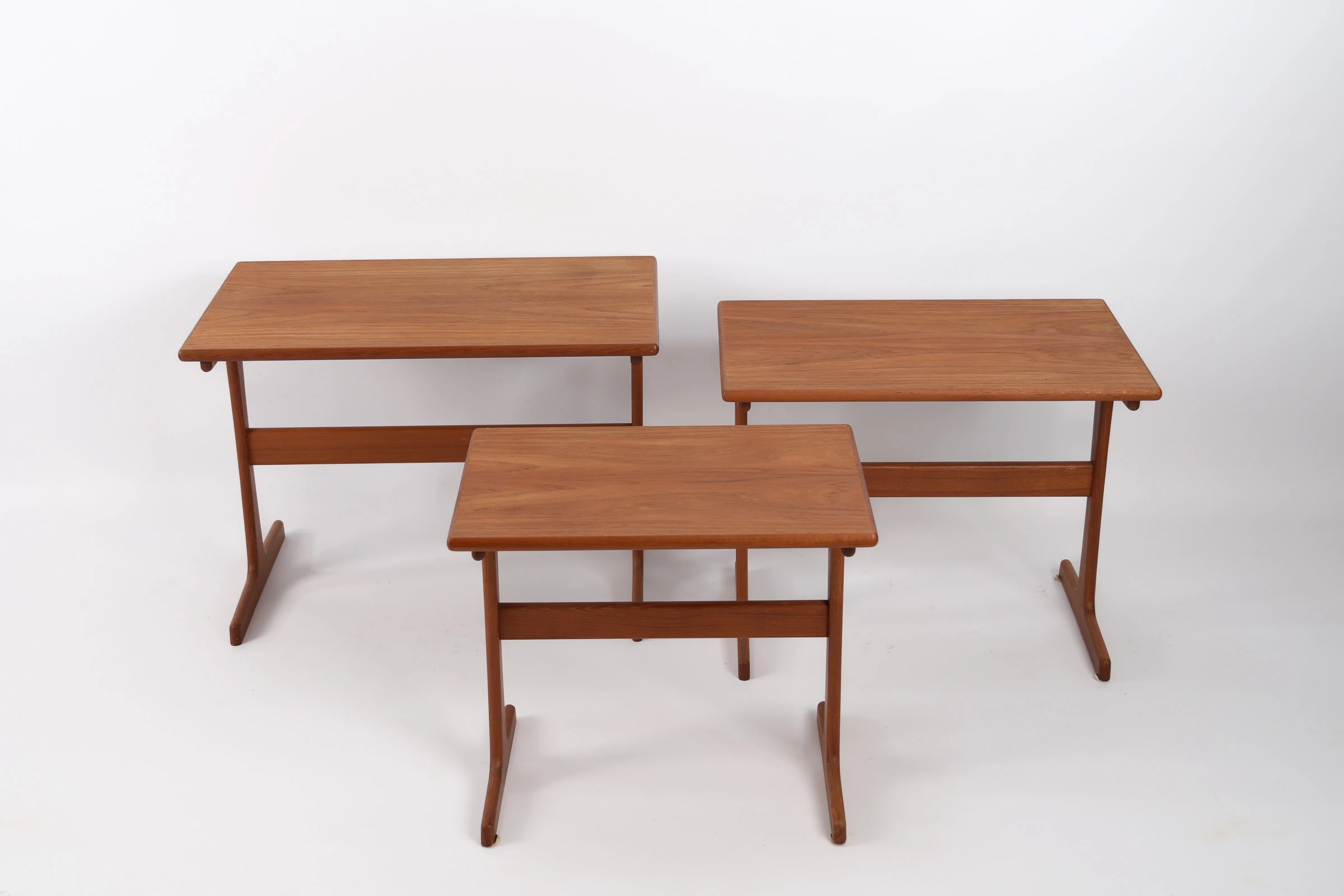 3 Tables Gigognes en Teck ‘Kai Kristiansen’