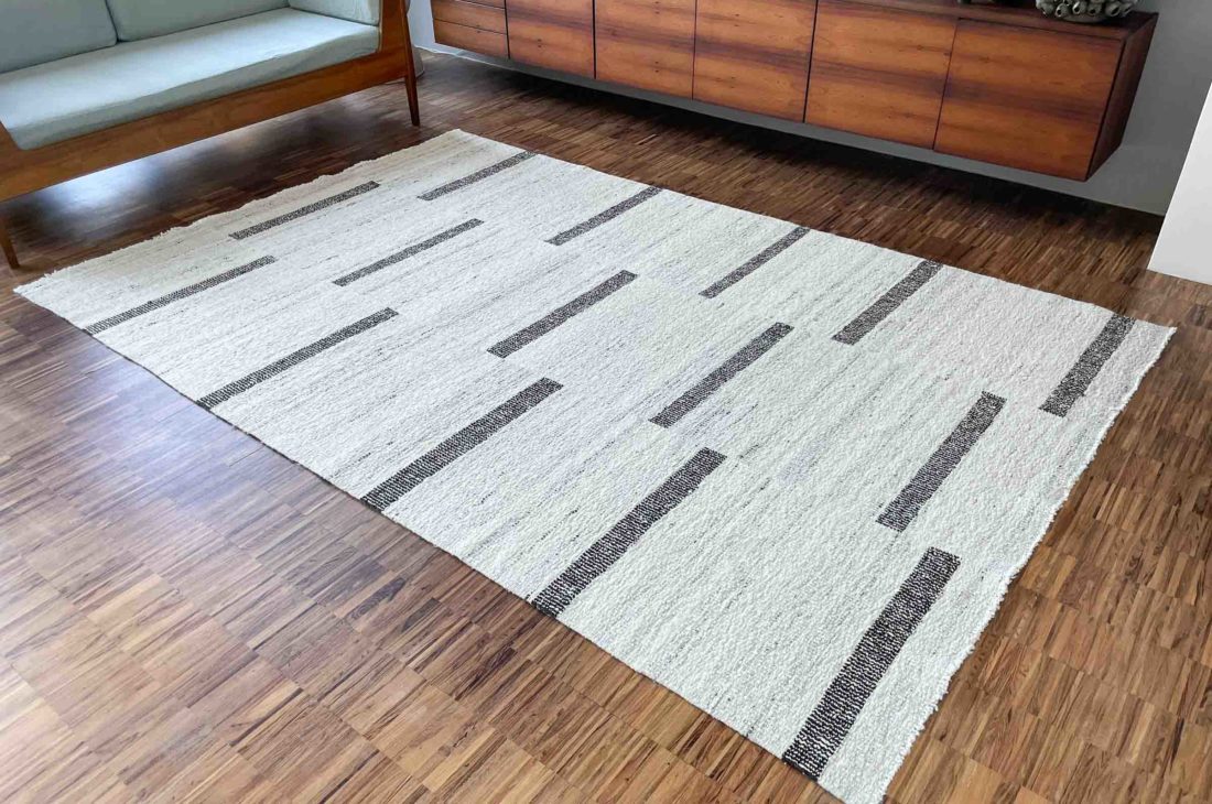 danish modern mid century vintage teck palissandre rio années 50 années 60 années 70 mobilier meuble ancien danois danemark scandinave maison nordik paris meubles décoration design éditeur designer tapis décoratif