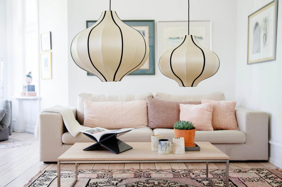 danish modern vintage teck palissandre rio années 50 années 60 années 70 mobilier meuble ancien danois danemark scandinave maison nordik paris meubles décoration design designer oi soi oi luminaire suspension lampe cotton soie lustre onion