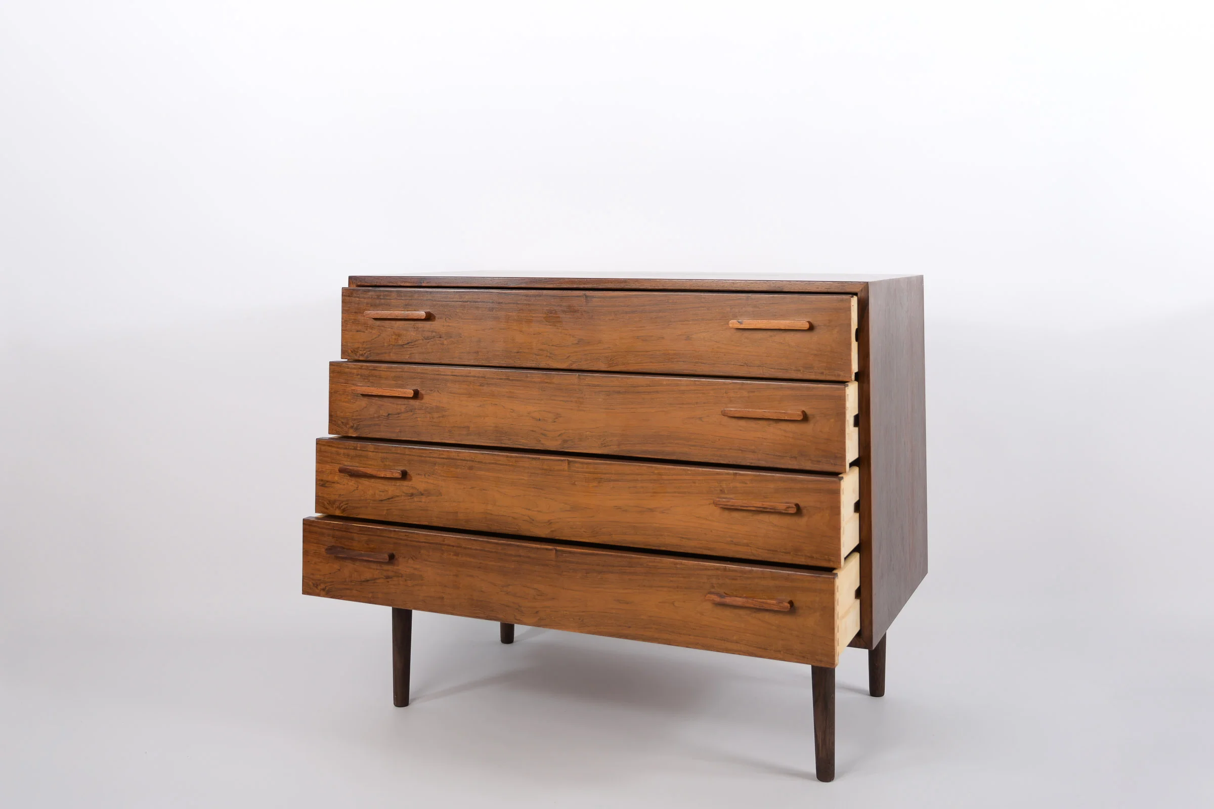 Commode 4 Tiroirs en Palissandre de Rio ‘Kai Kristiansen’