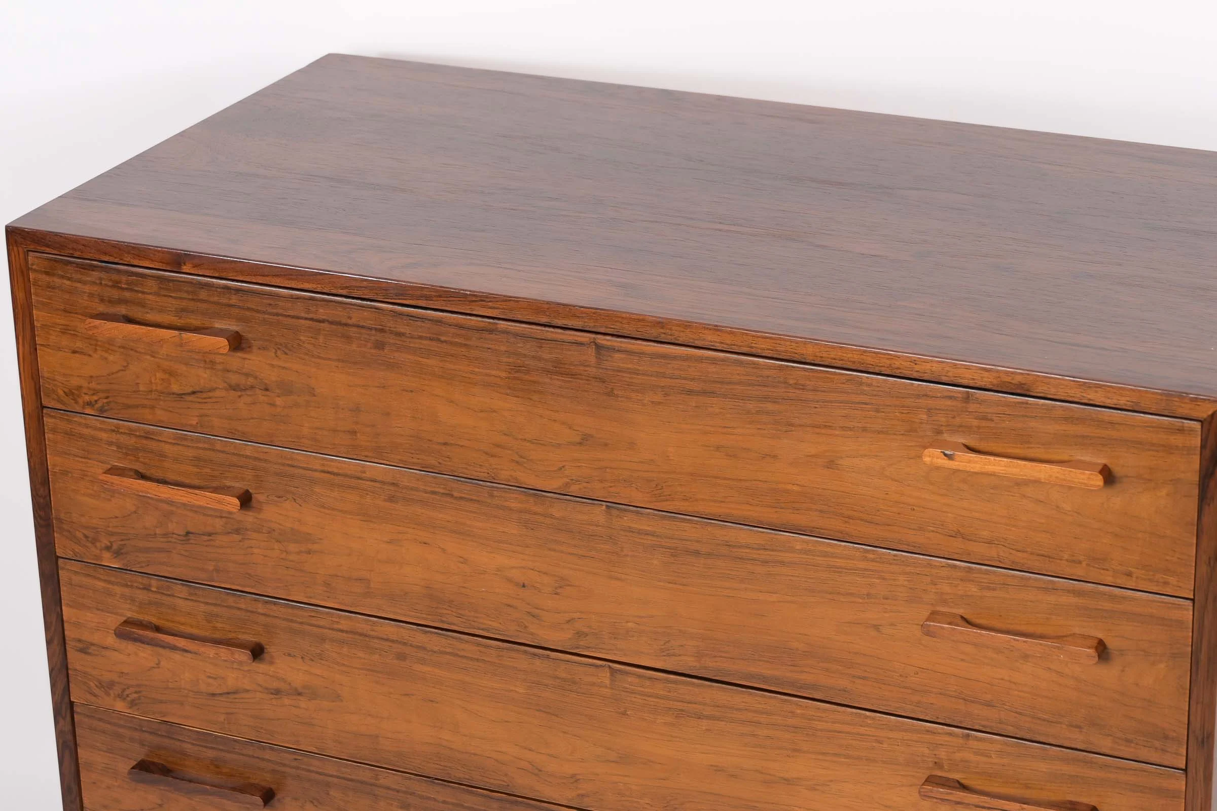 Commode 4 Tiroirs en Palissandre de Rio ‘Kai Kristiansen’