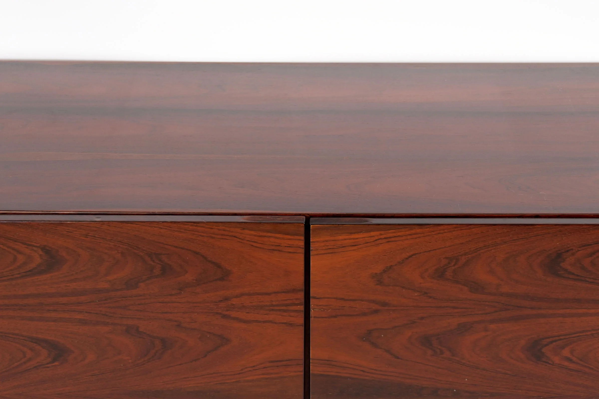 3 Enfilades en Palissandre de Rio ‘Ib Kofoed Larsen’