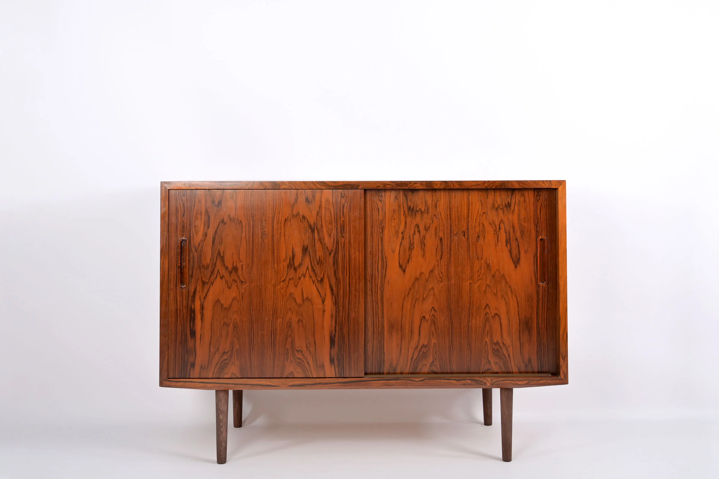 Enfilade en Palissandre de Rio ‘Poul Hundevad’