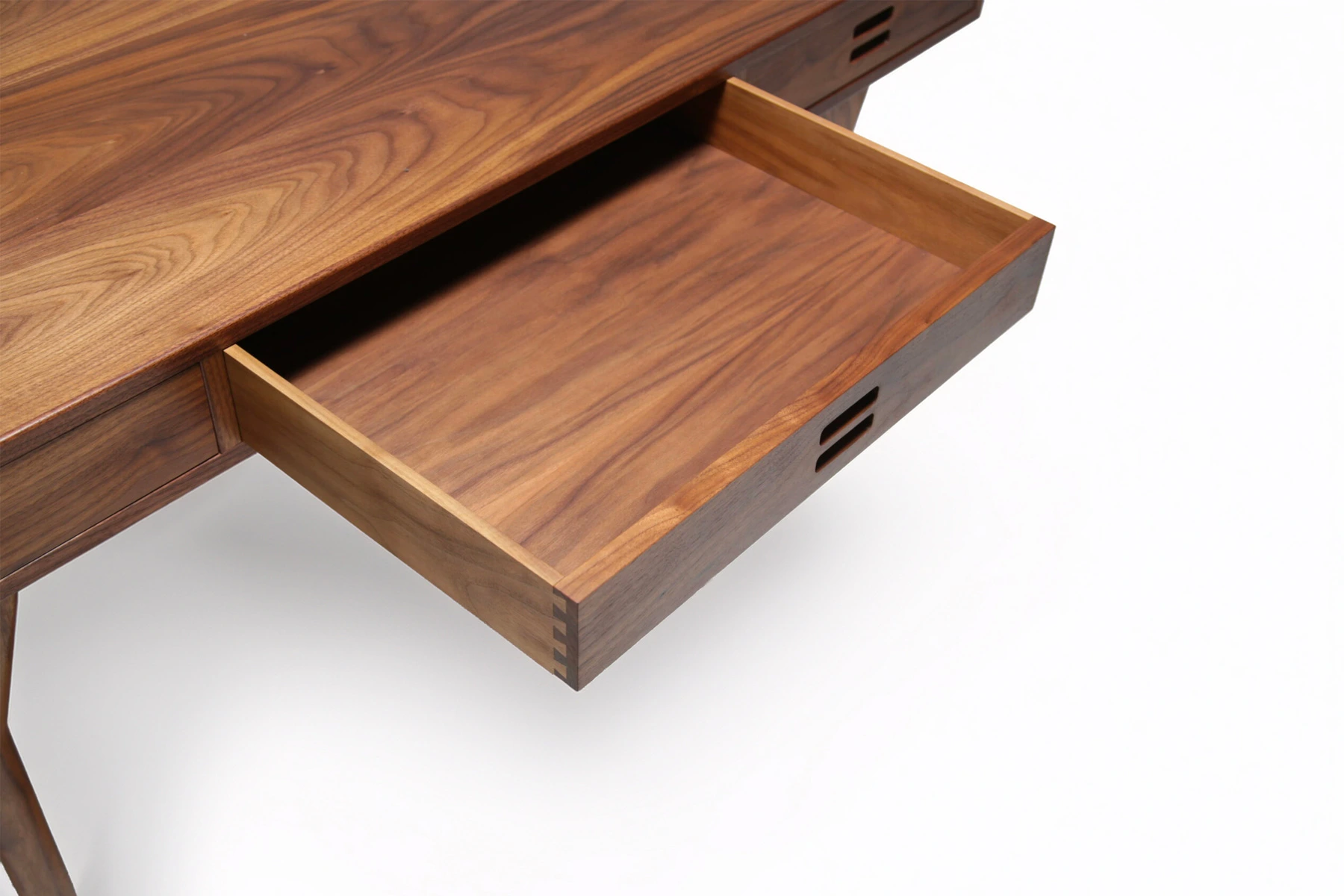 Bureau ND93 ‘Nana Ditzel’