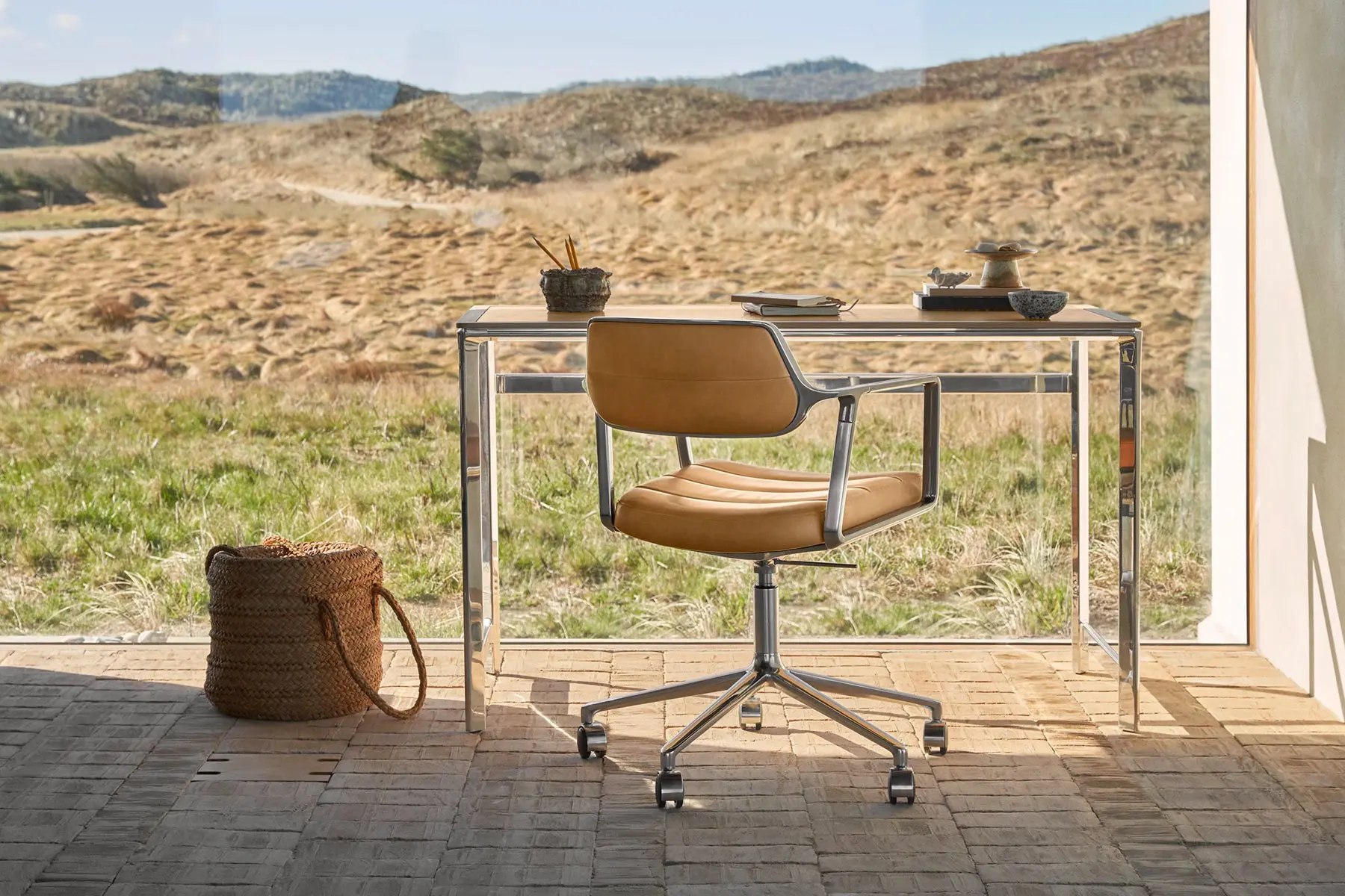 Bureau ‘Studio Desk’ VIPP430