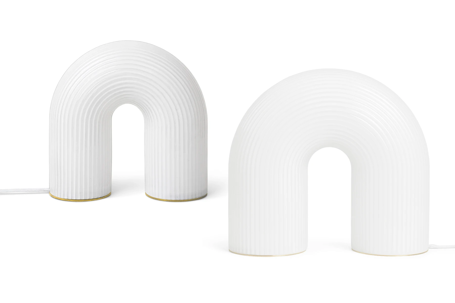 Lampe de Table 'Vuelta' </br>'Ferm Living' / 2 tailles