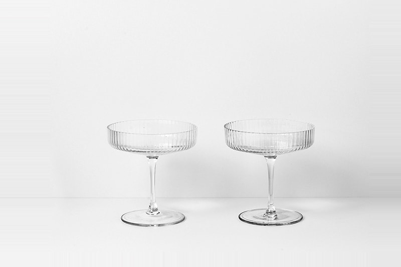 2 Coupes de Champagne </br>Marque: 'Ferm Living' 2 Teintes