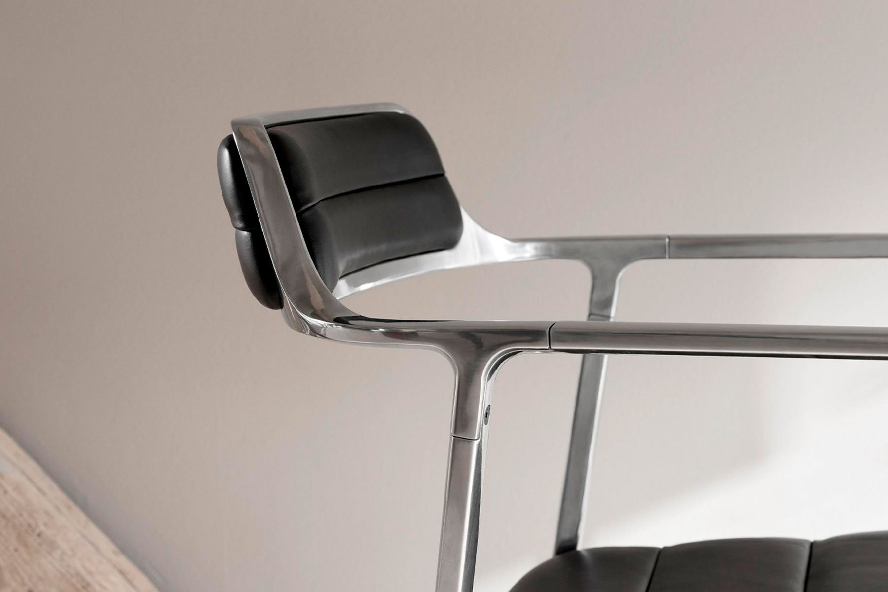 Chaise de Bureau 'Swivel 452' <br/>Marque: Vipp. 6 finitions au choix – Image 7