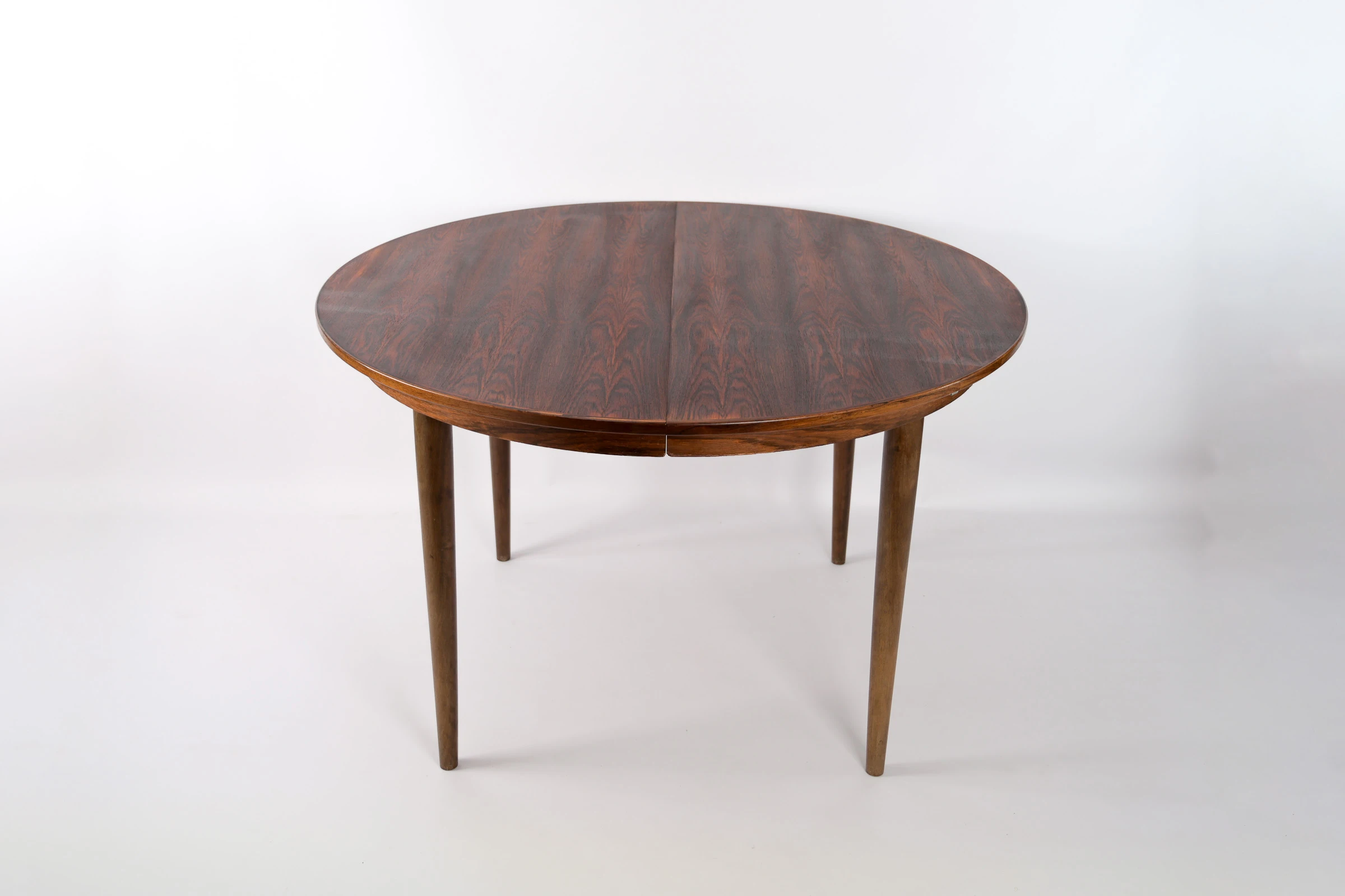 Table de Repas Ronde en Palissandre Rio