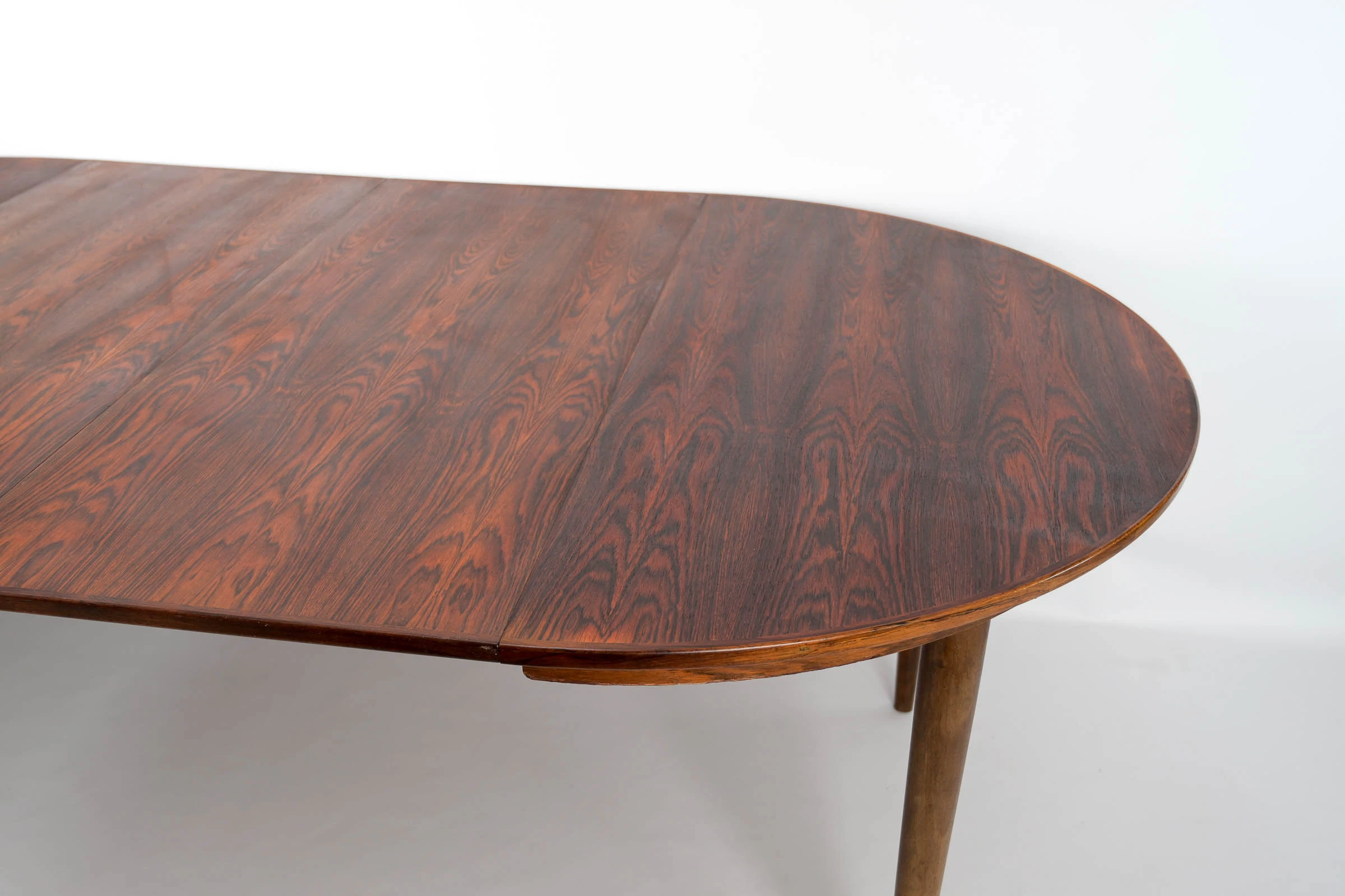 Table de Repas Ronde en Palissandre Rio