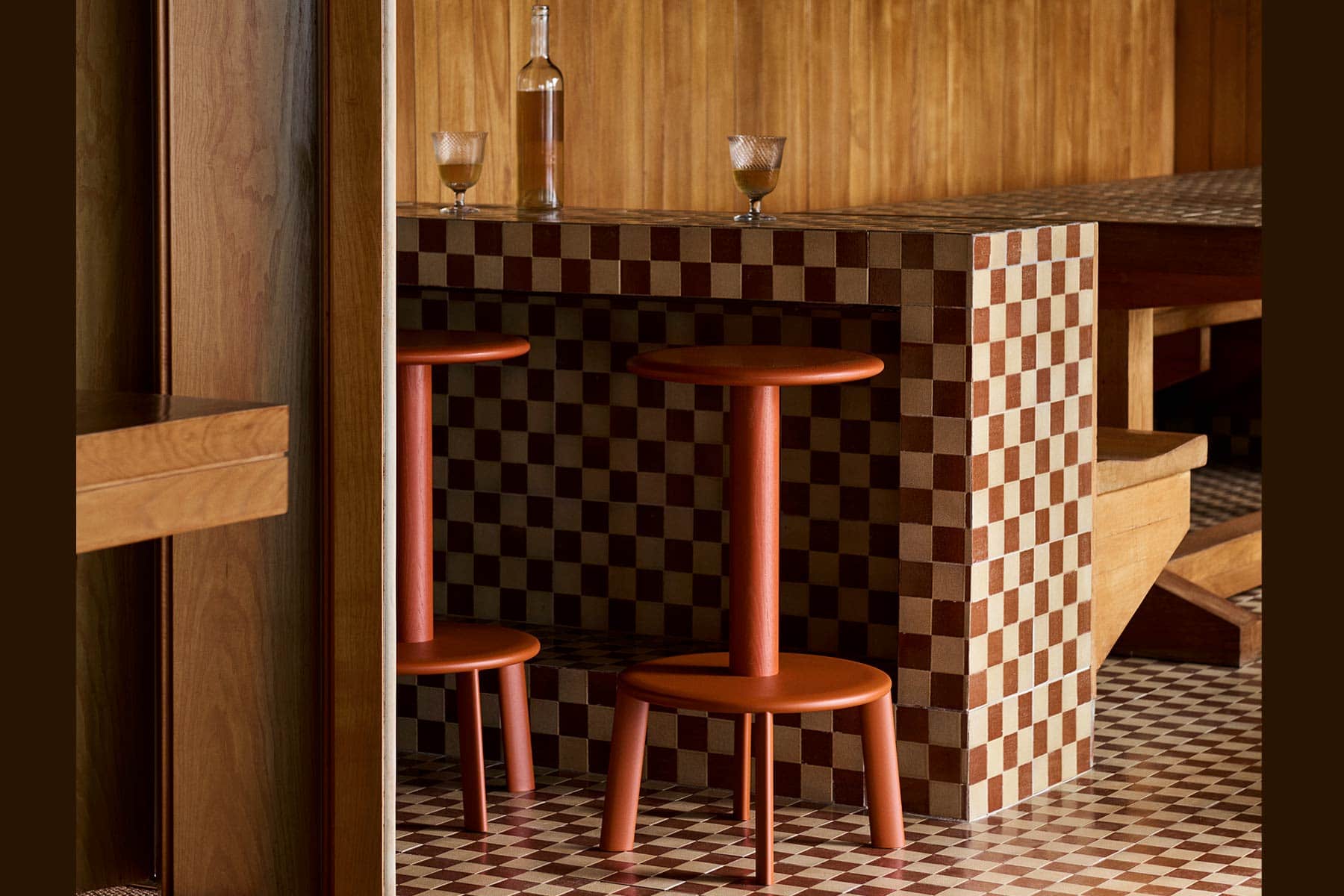 Tabouret de Bar 'Massif'</br>'&Tradition'. couleurs & hauteurs au choix – Image 2