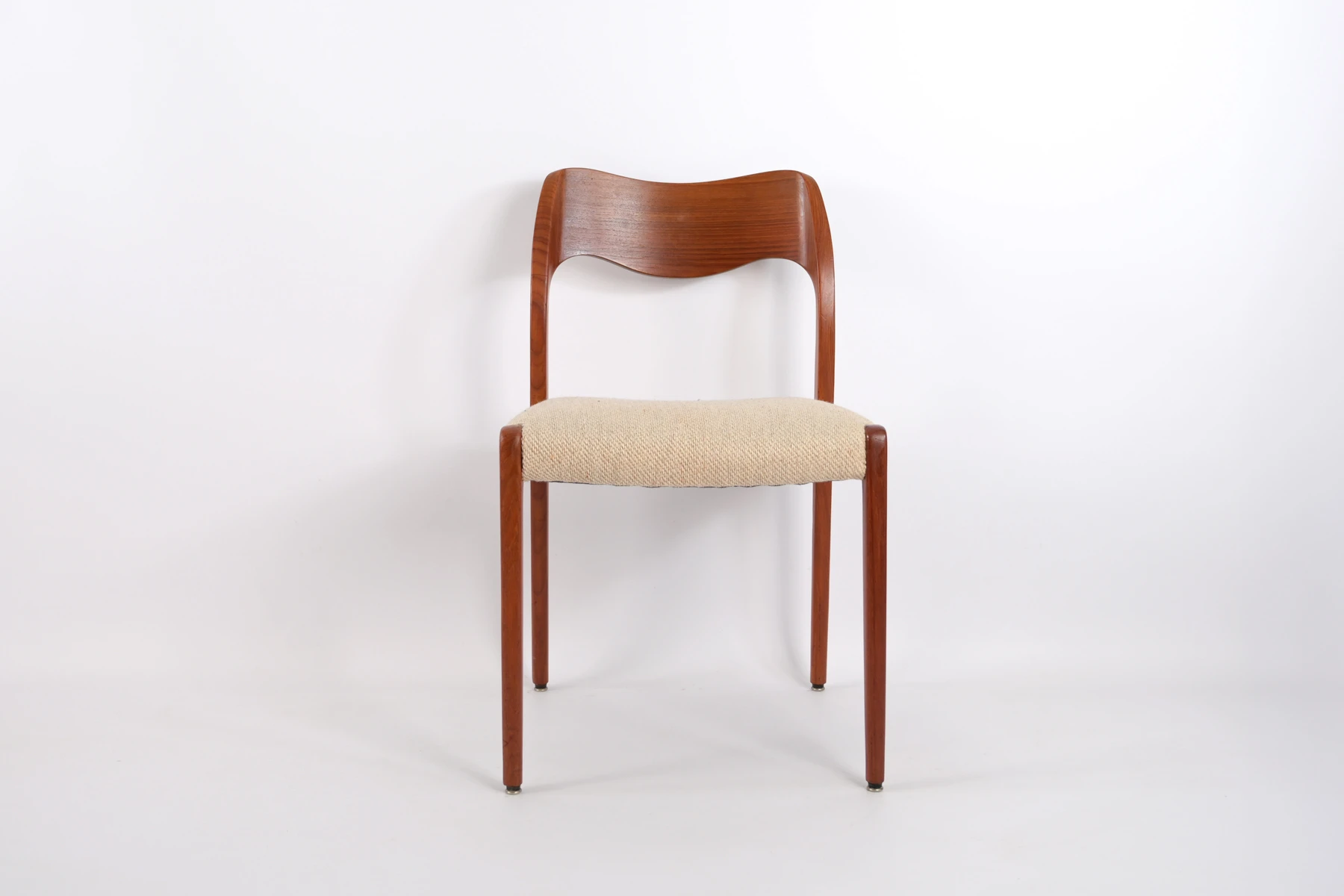 4 Chaises de Table en Teck </br>Designer: 'Niels O. Møller' – Image 3