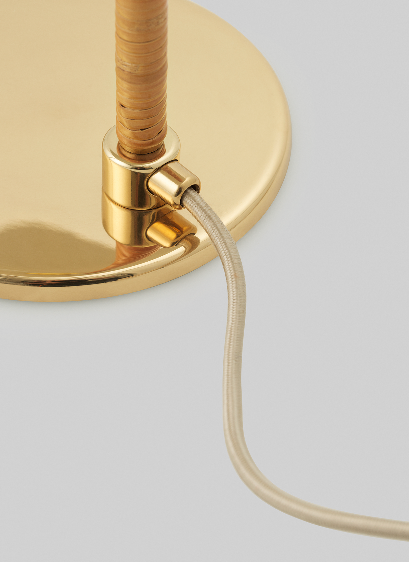 Lampadaire - 9602 Floor Lamp </br> Gubi / 3 finitions – Image 3