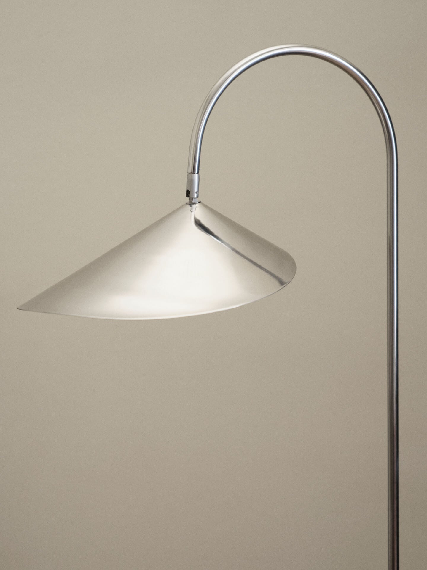 Lampadaire 'Arum Floor Lamp' </br> 'Ferm Living' / 3 finitions – Image 3